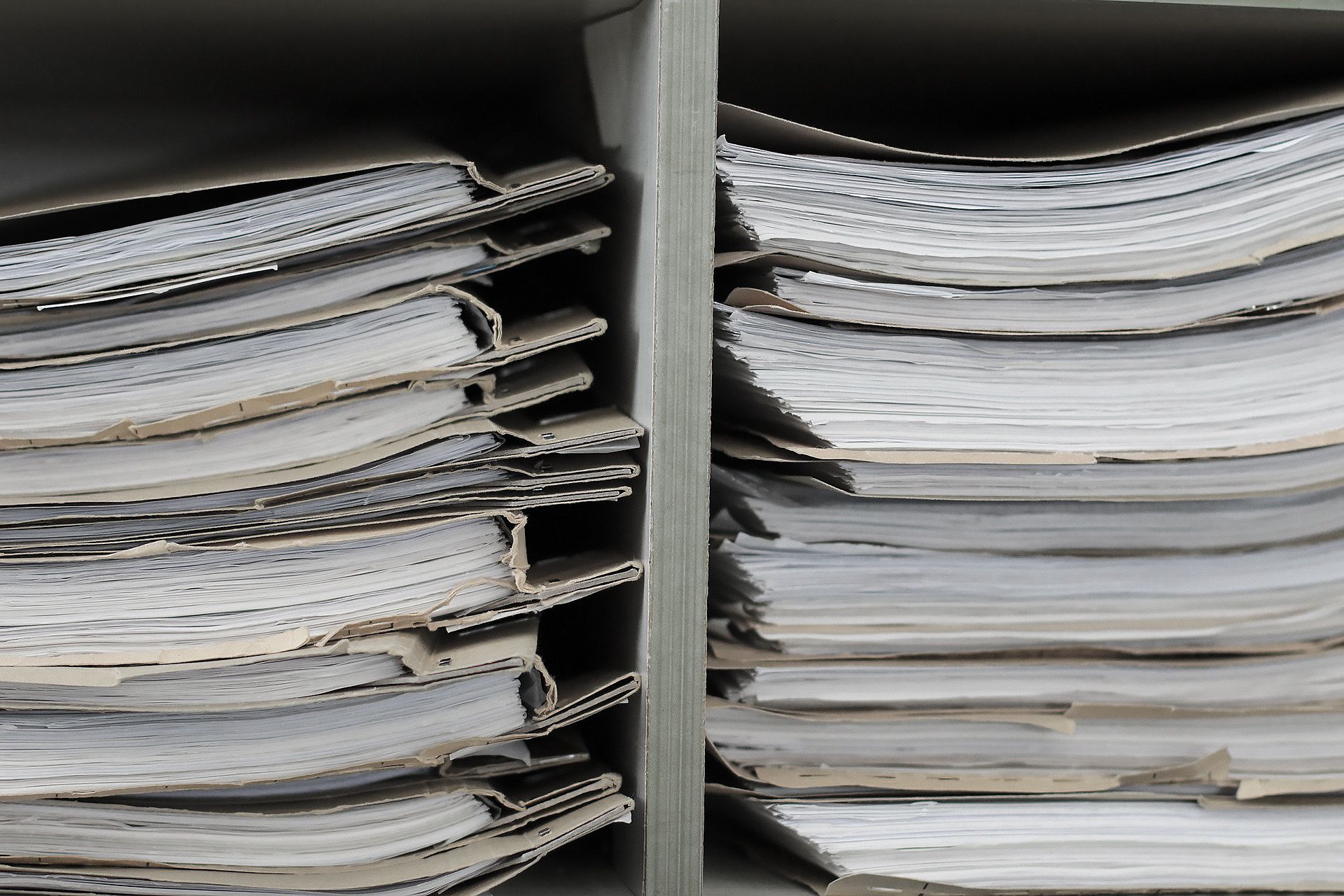 Servicii Arhivare - Servicii de management și accesul la documente și înregistrări